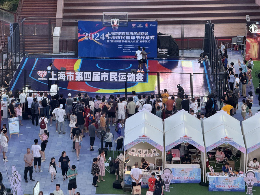 刻苦训练篮球时如何避免受伤的建议_0